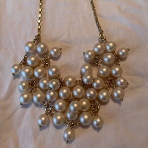 Lilly Pulitzer pearl necklace